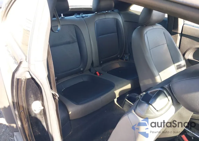 3VWF17AT6FM645215: 41906754