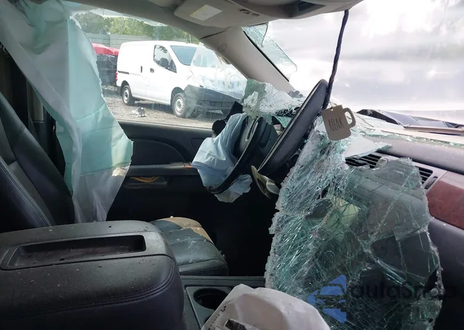 1GNSKBE09ER153851: 42906830