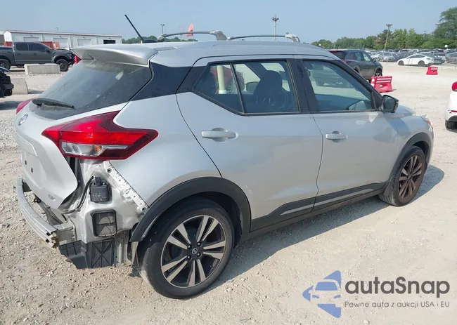 3N1CP5DV2LL563847: 42906965