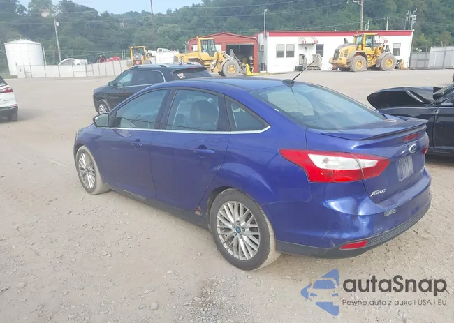 1FADP3J22DL137109: 42907183