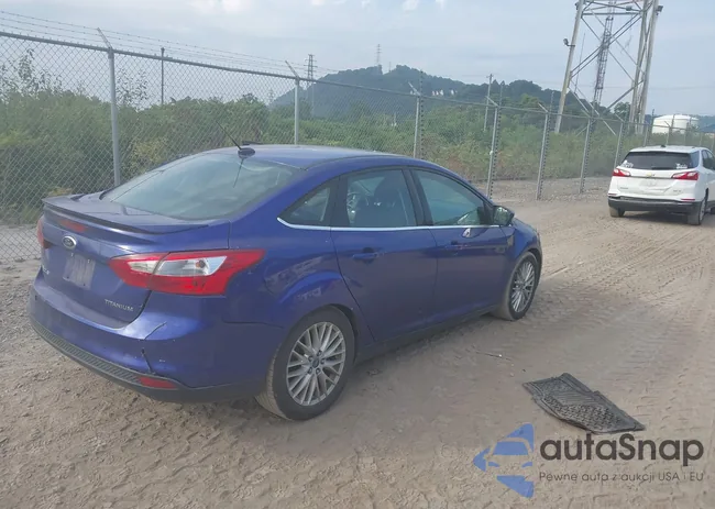 1FADP3J22DL137109: 42907183