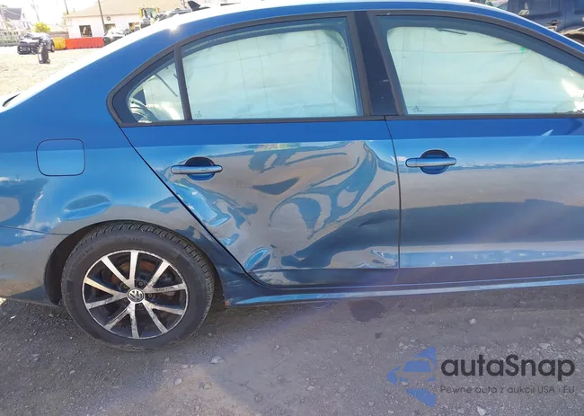 3VWD67AJ6GM237547: 42906301