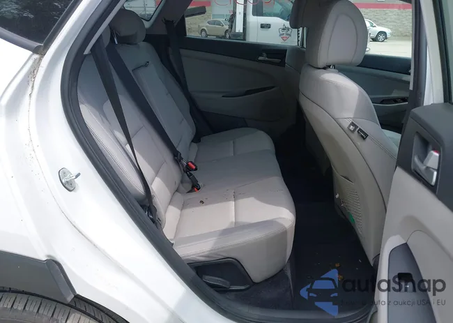 KM8J2CA47JU821233: 42906515