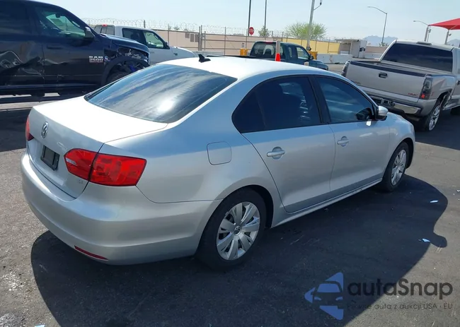 3VWD17AJ0EM212994: 42907713