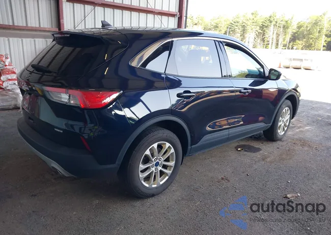 1FMCU9BZ7MUA27143: 42907838