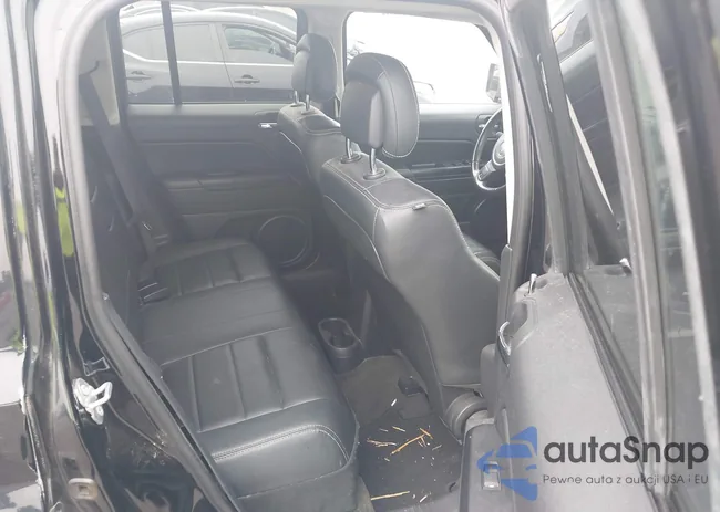 1C4NJRFB2HD177184: 42907945