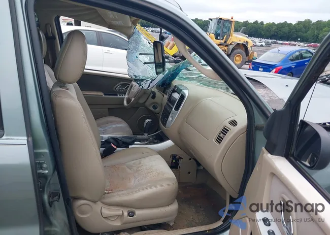 4M2YU57196KJ01063: 42907986