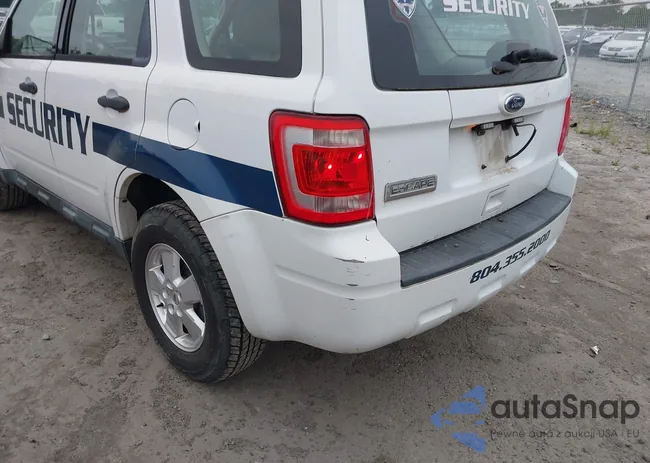 1FMCU0C7XCKA59605: 42908135