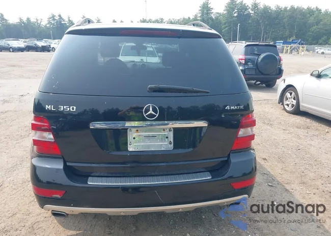 4JGBB8GB3AA586046: 42907449