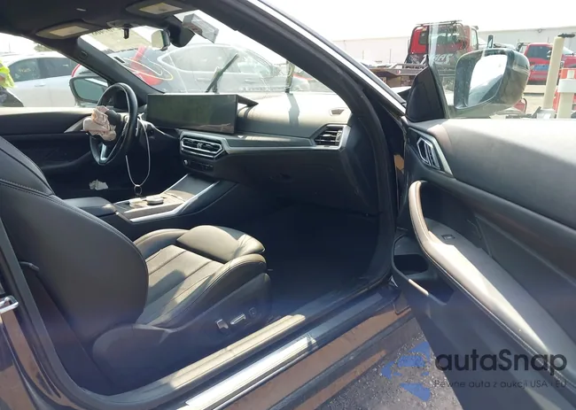 WBA43AT08RCN29375: 42907468