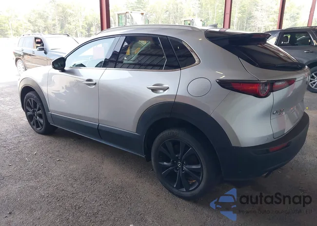 3MVDMBEY6MM300949: 42907480