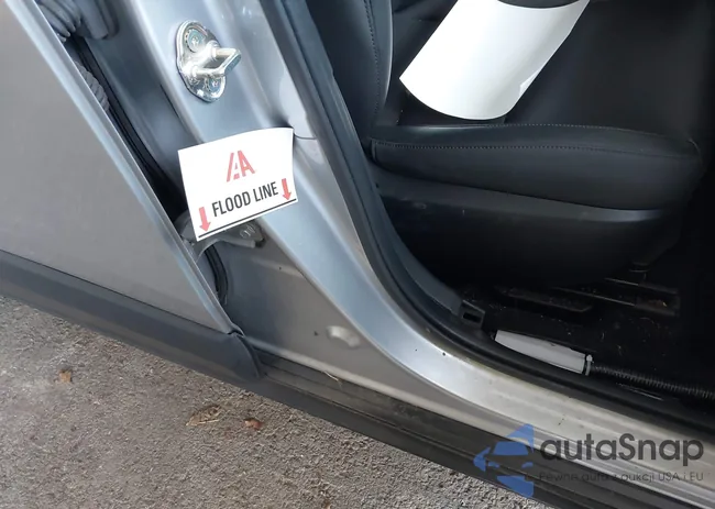 3MVDMBEY6MM300949: 42907480