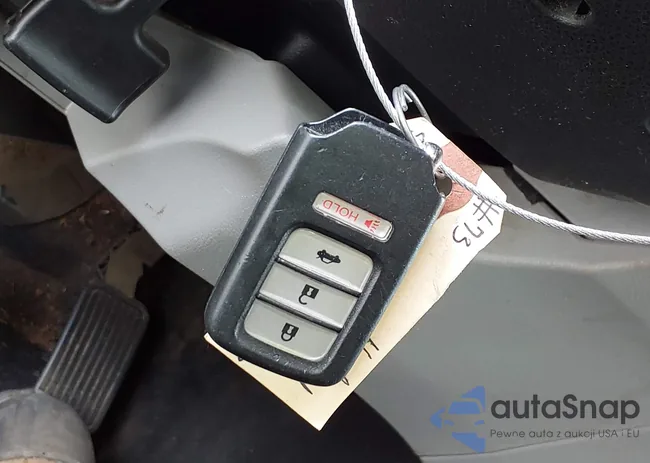 1HGCR2F85FA150833: 42907568