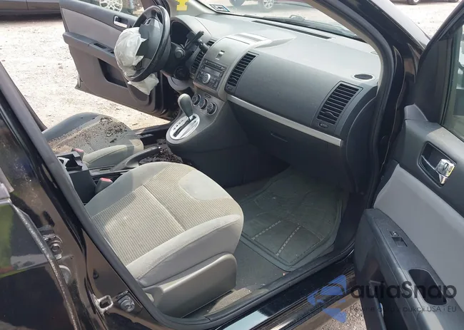 3N1AB6AP8AL690553: 42908849