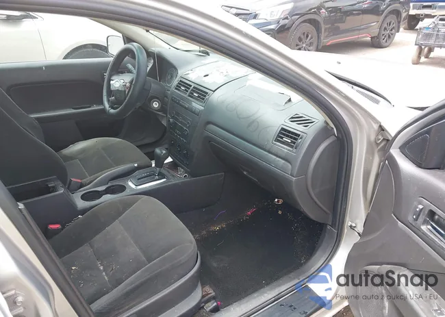 3FAHP07Z57R223606: 42909115