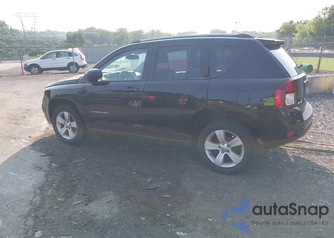 1C4NJDEB6GD759310: 42909133