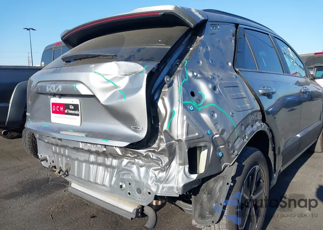 KNDCP3LE1R5161233: 42909174