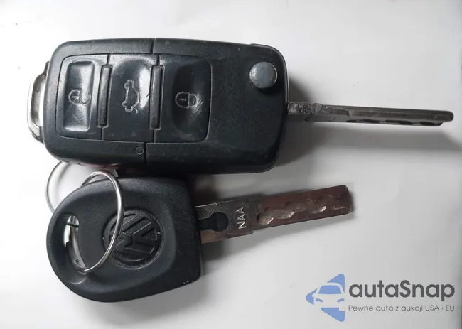 3VWRZ81K68M004085: 42908364