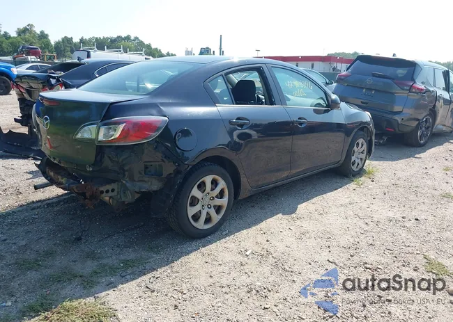 JM1BL1UG9B1420799: 42908376