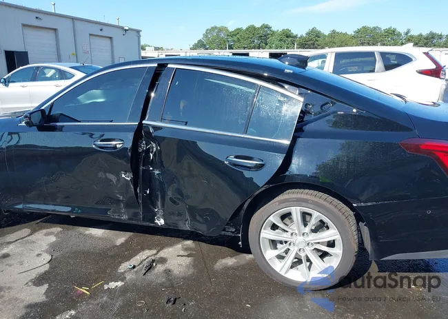 1G6DS5RKXS0107821: 42908589