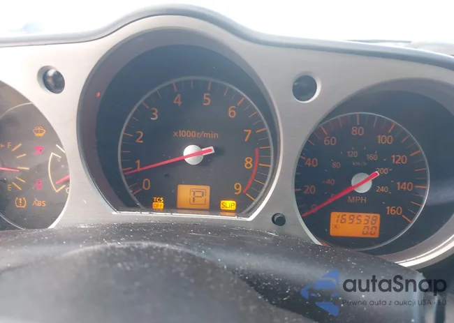 JN1BZ34D07M503708: 42909703