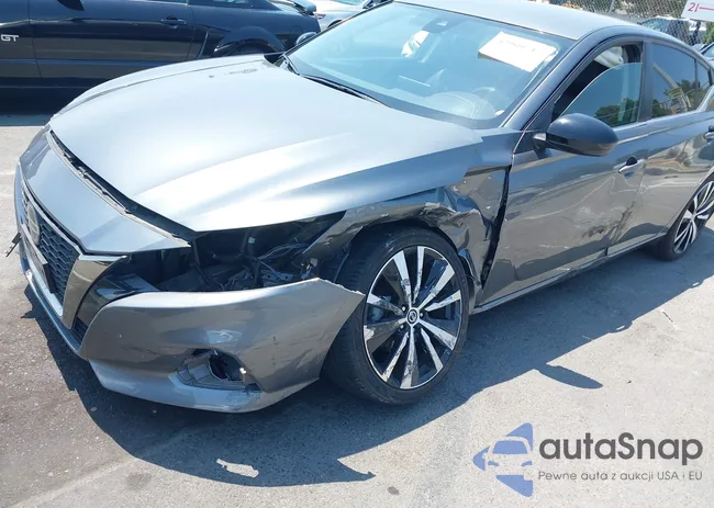 1N4BL4CV8NN395205: 42909717