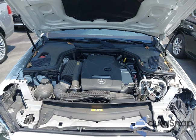 WDDZF4JB6HA085600: 42909744