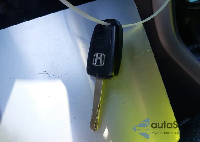 1HGCR2F15HA261436: 42909939