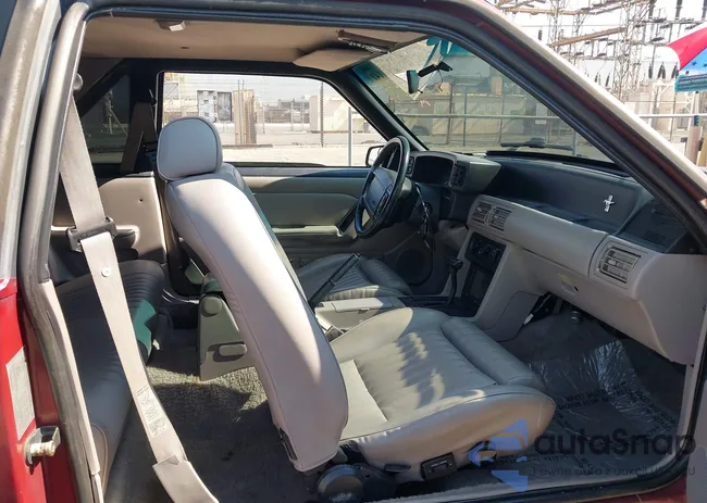 1FACP42E7LF140899: 42910141