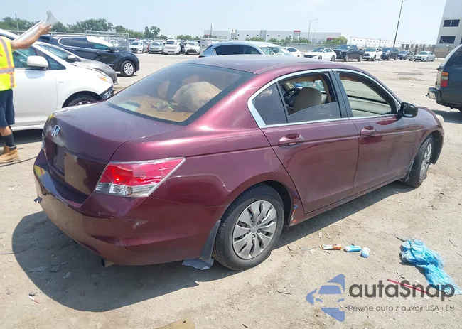 1HGCP2F35AA037810: 42910172