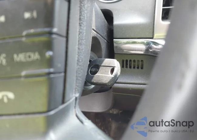 3LNHL2JC5BR752824: 42910192