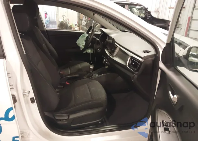 3KPA24AD4NE435531: 42909289