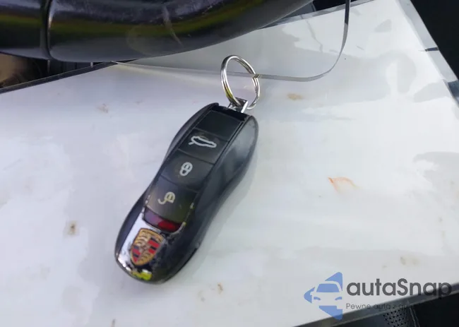 WP0AD2A75EL044758: 42909299