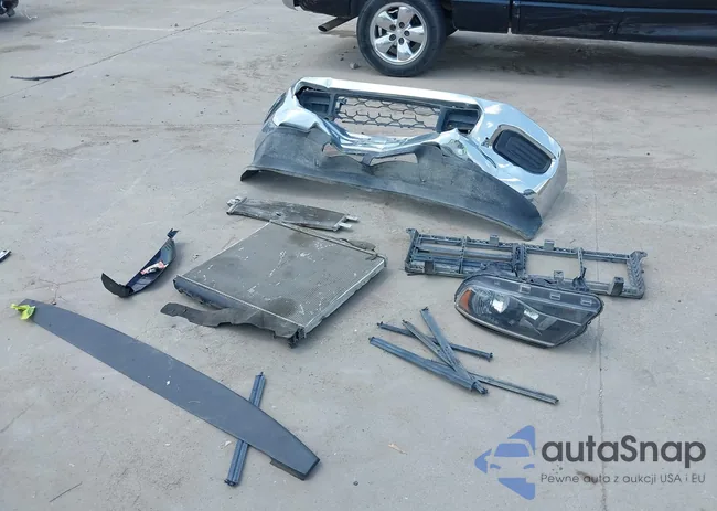 3C6UR5DL8KG605656: 42909577