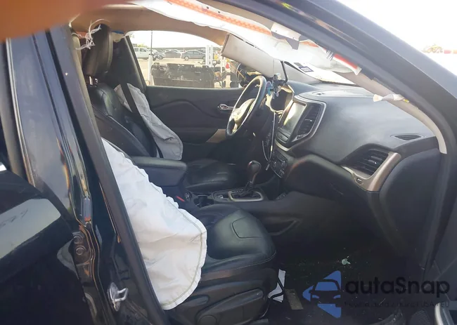 1C4PJLDB4JD568237: 42909679