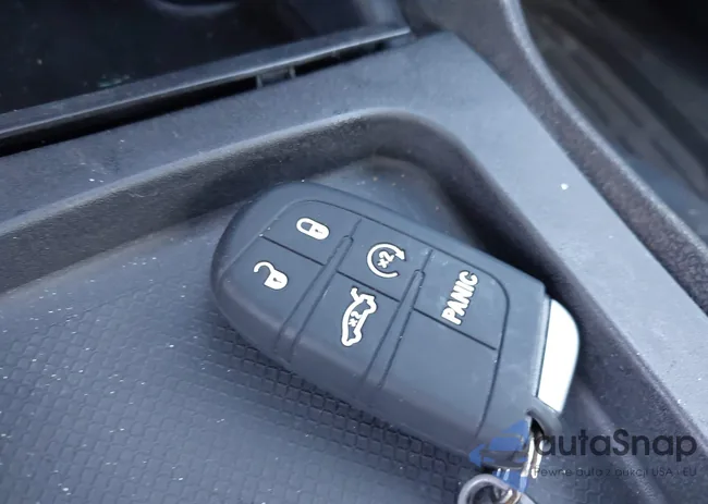 2C3CDXAT7DH597589: 42910971