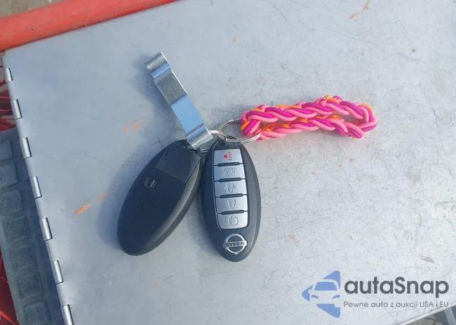 1N4AL3AP3FC571701: 42910973