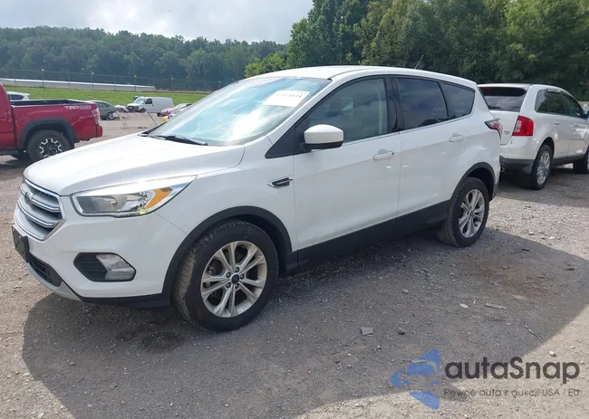 1FMCU0GD2HUC75704: 42911034