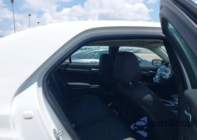 2C3CCAAG4JH320610: 42910512