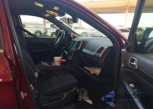 1C4RJEAG6HC717400: 42911876