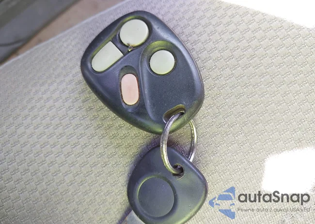 1G8AJ52F24Z131569: 42912098