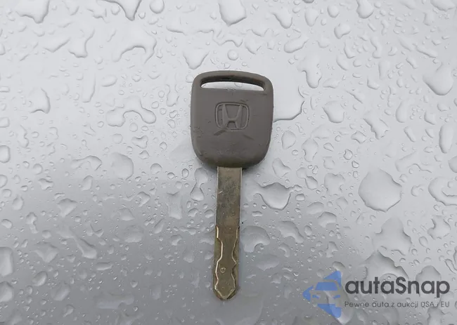 2HGFB2F56FH525914: 42912185