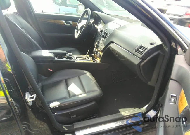 WDDGF56X88F052845: 42912216