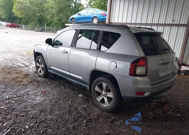 1C4NJDEB4GD723969: 42912678