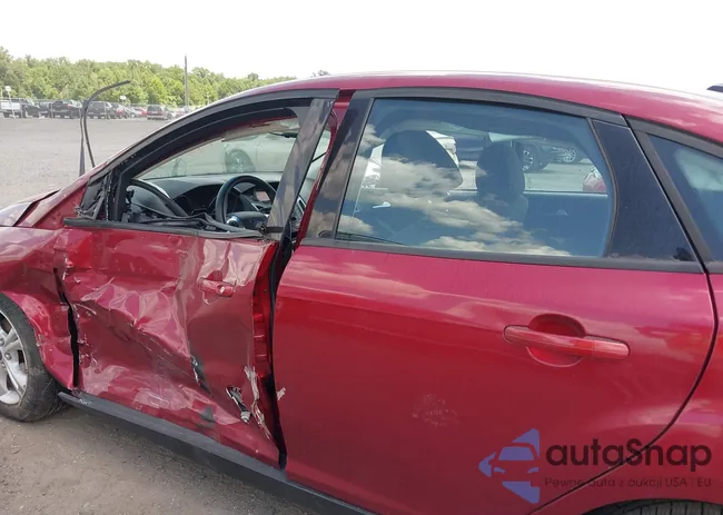 1FADP3F22EL427392: 42912777