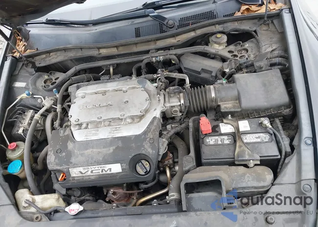 1HGCP3F84BA021214: 42912918