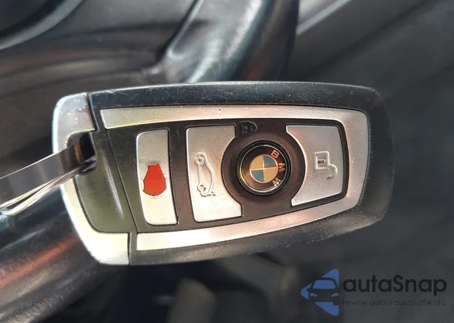 WBA6A0C55FD318676: 42912951