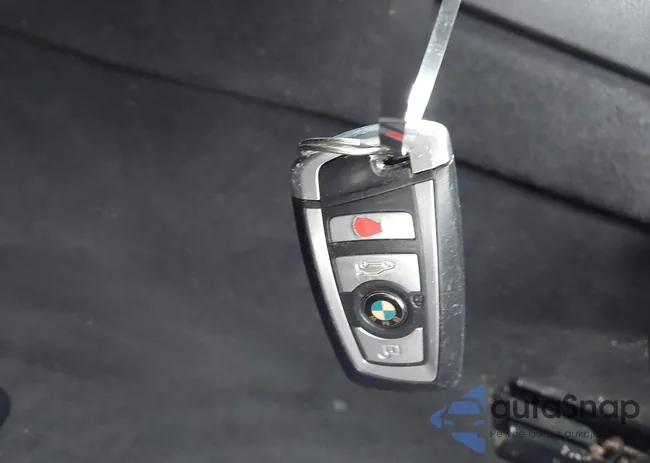 WBA6A0C55FD318676: 42912951