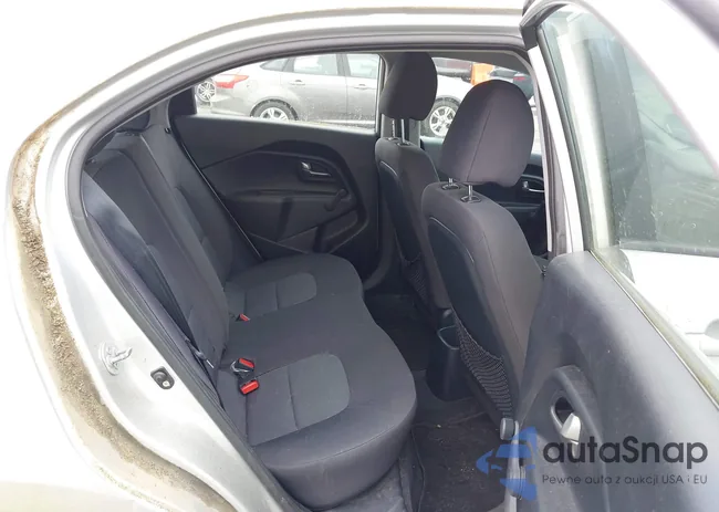 KNADM5A33D6174642: 42912998