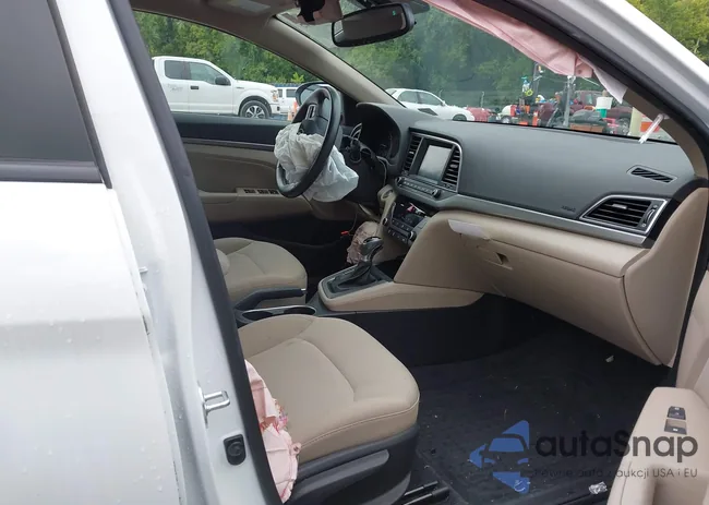 5NPD84LF5JH364968: 42913095